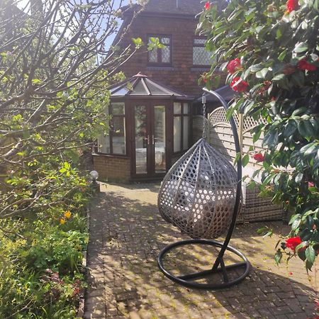 Beautiful Bexhill Cottage With Garden 3 Mins Walk To Beach Exteriör bild