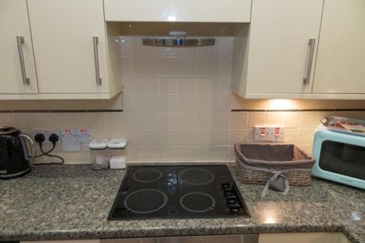 Beautiful Bexhill Cottage With Garden 3 Mins Walk To Beach Exteriör bild
